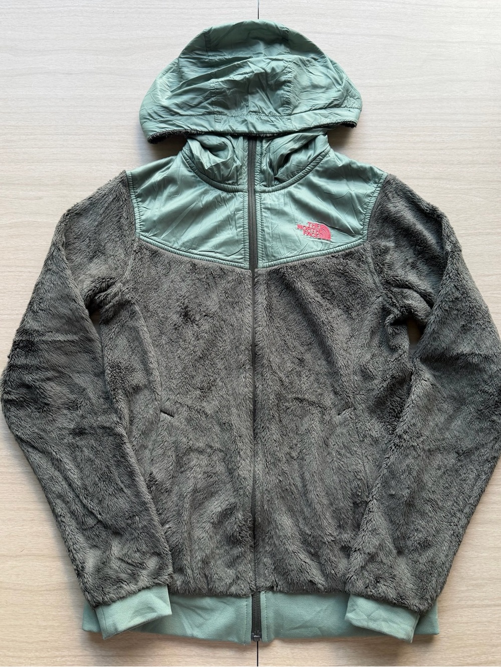 The North Face Women’s Green Hooded Fleece Jacket XS